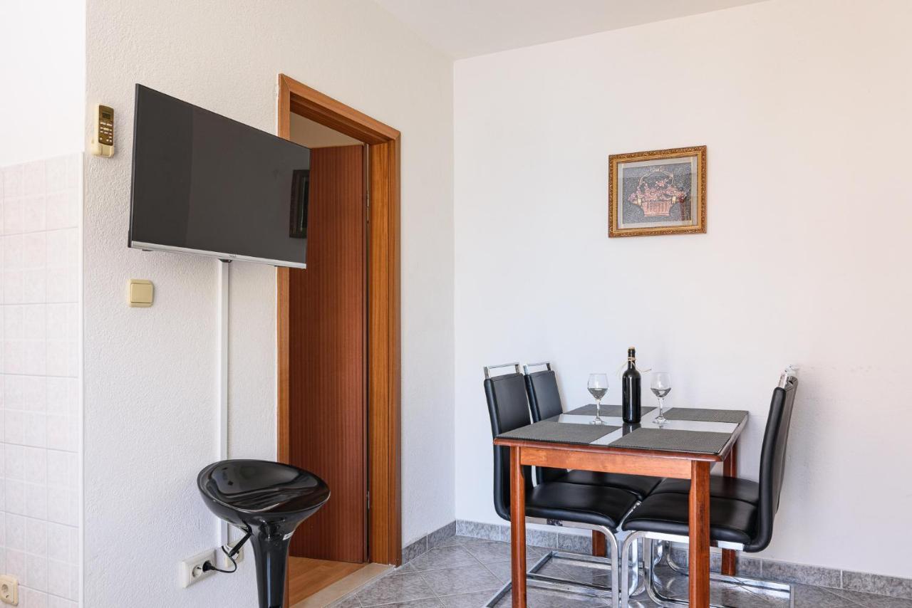 Apartmani Suki Trogir Ngoại thất bức ảnh
