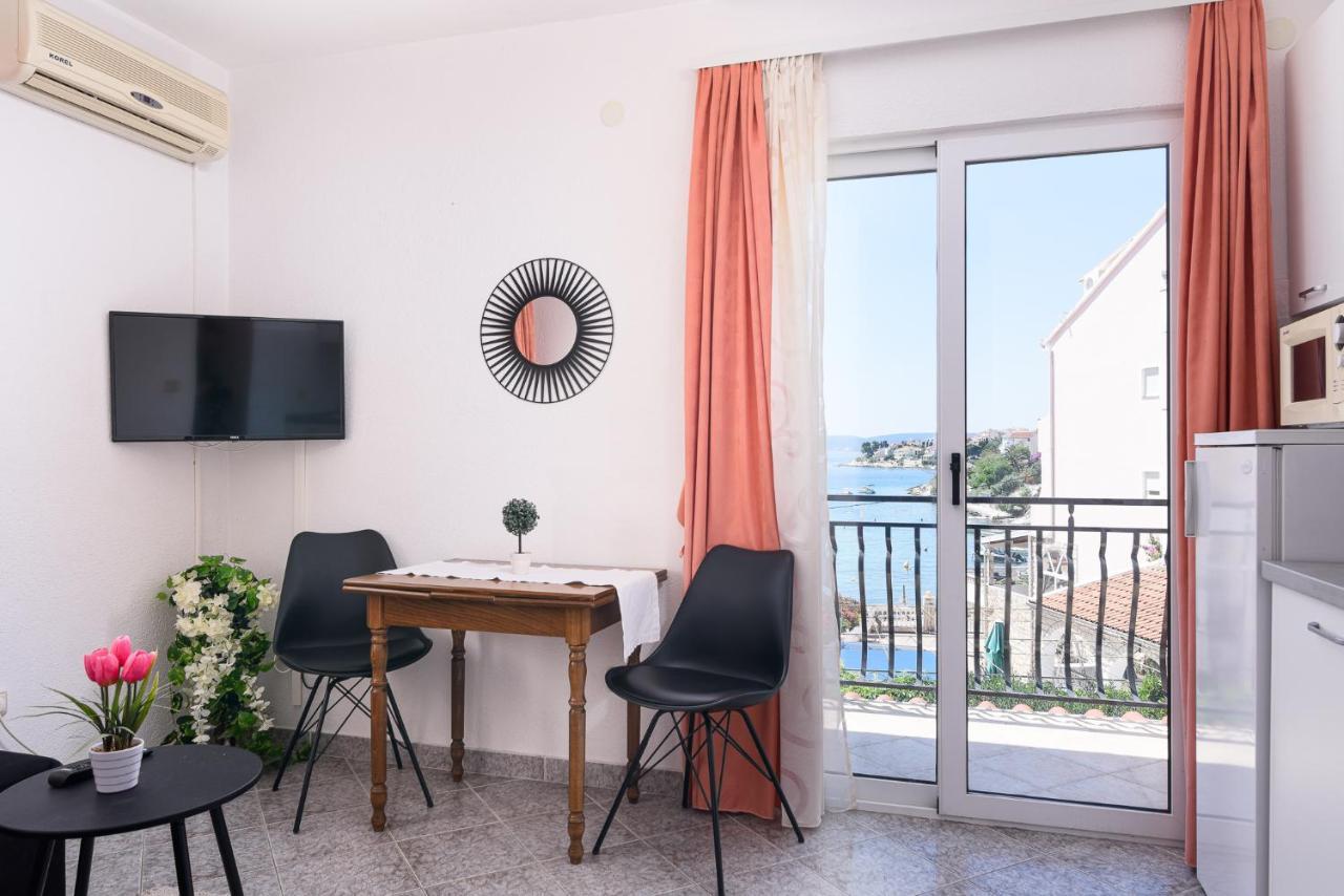 Apartmani Suki Trogir Ngoại thất bức ảnh