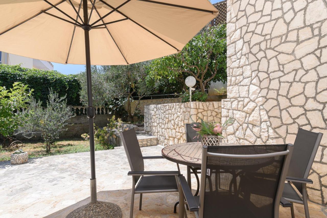 Apartmani Suki Trogir Ngoại thất bức ảnh