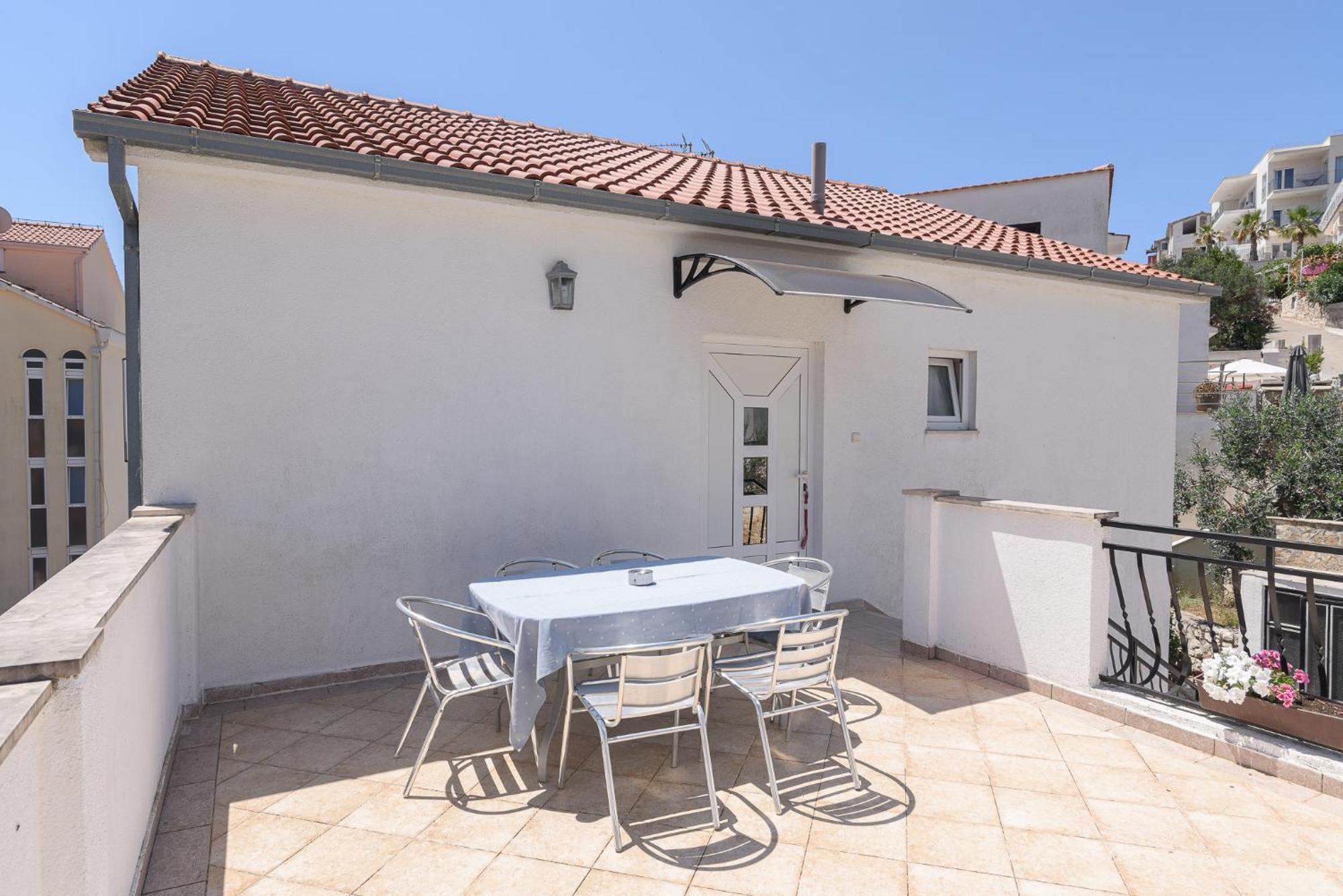 Apartmani Suki Trogir Ngoại thất bức ảnh
