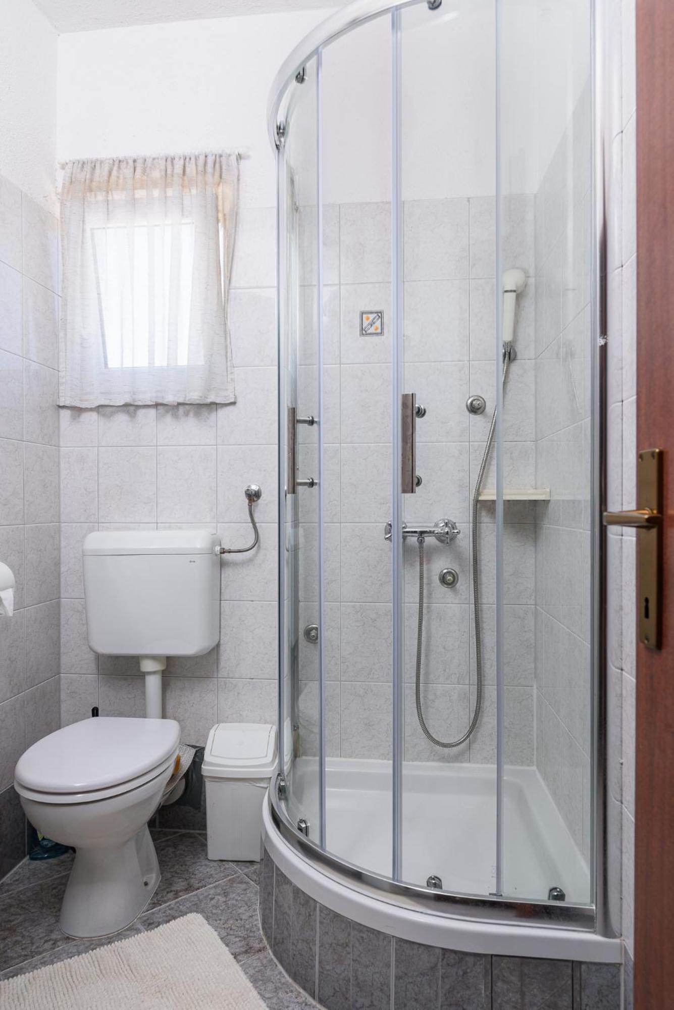 Apartmani Suki Trogir Ngoại thất bức ảnh