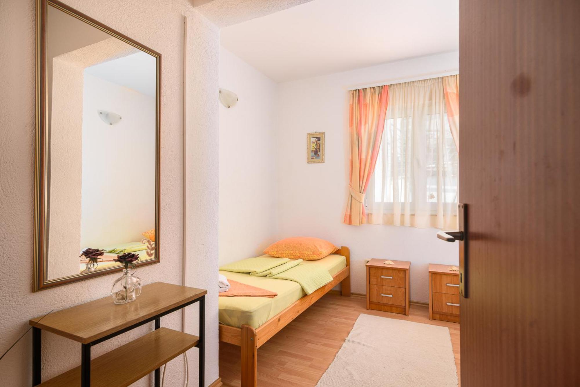 Apartmani Suki Trogir Ngoại thất bức ảnh